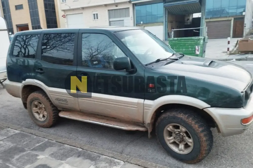 Nissan Terrano Terrano 2.7 TDI SR 6