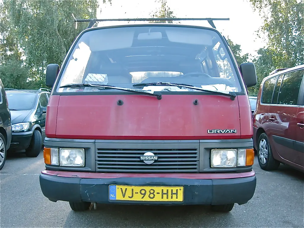 Nissan Urvan Urvan 2.4 4