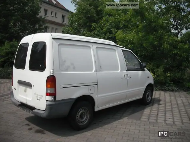Nissan Vanette Vanette Cargo 2.3 D 4