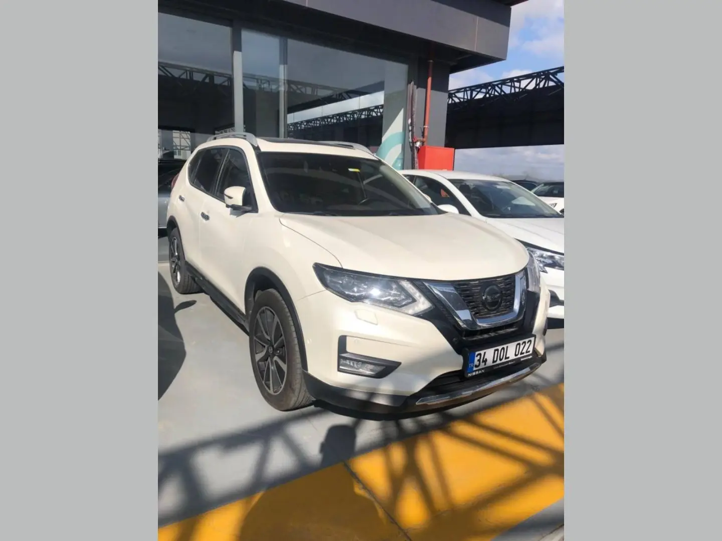 Nissan X-Trail X-Trail 1.3 DIG-T DCT Platinum 7 Koltuk 4