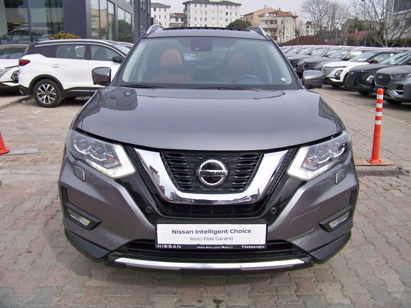 Nissan X-Trail X-Trail 1.3 DIG-T DCT Platinum 5 Koltuk (Taba Döşeme) 4