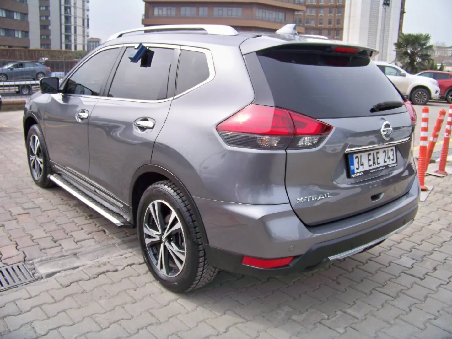 Nissan X-Trail X-Trail 1.3 DIG-T DCT Platinum 5 Koltuk (Taba Döşeme) 7