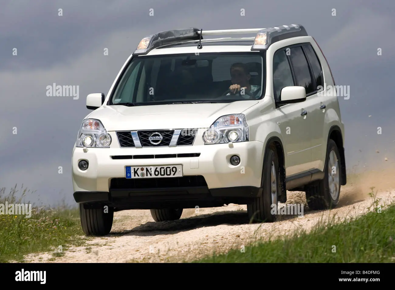 Nissan X-Trail X-Trail 2.0 XE 5