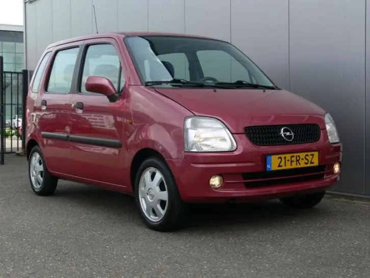 Opel Agila Agila 1.2 16V Club 4