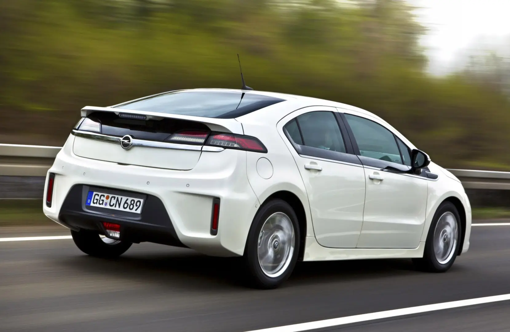 Opel Ampera Ampera E-Pioneer 1