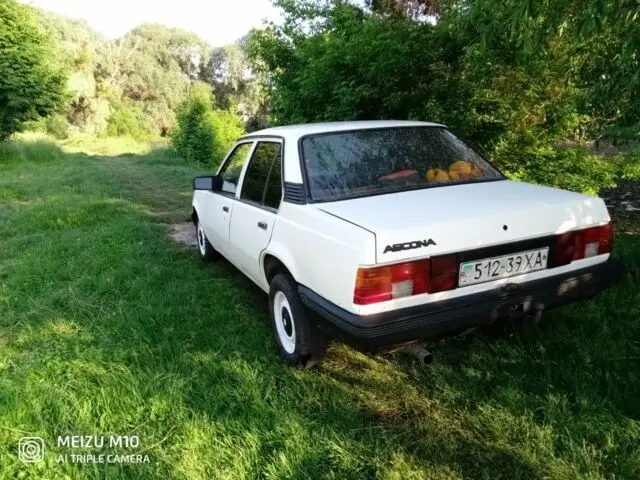 Opel Ascona Ascona 1.8 LS 1