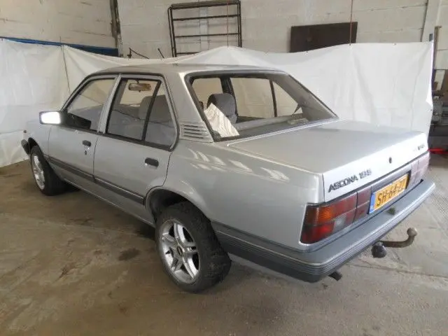 Opel Ascona Ascona 1.8 LS 2