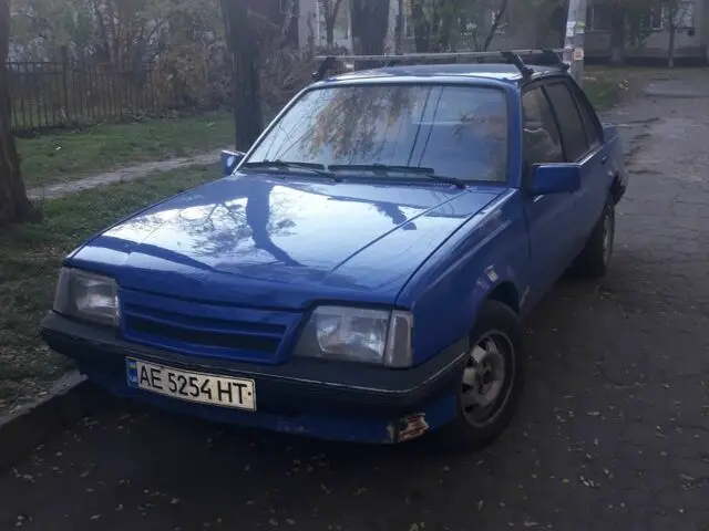 Opel Ascona Ascona 1.8 LS 3