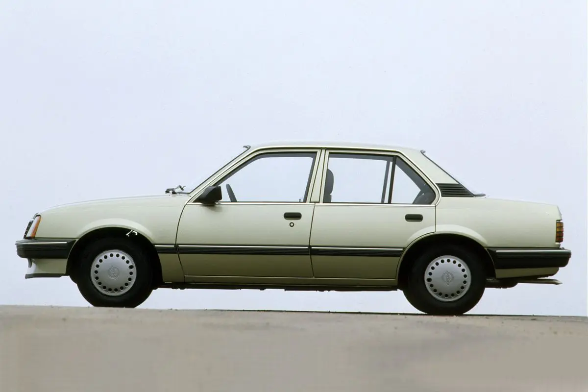 Opel Ascona Ascona 1.8 GLS 4