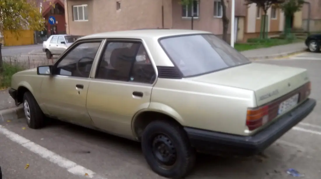 Opel Ascona Ascona 1.8 LS 4