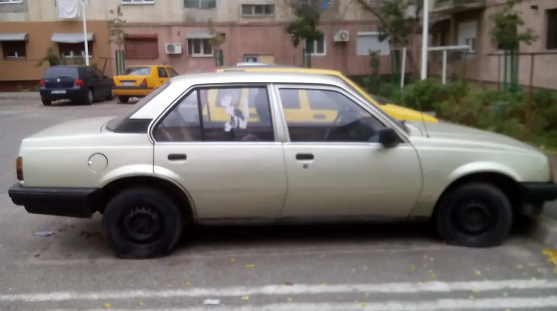 Opel Ascona Ascona 1.8 LS 7