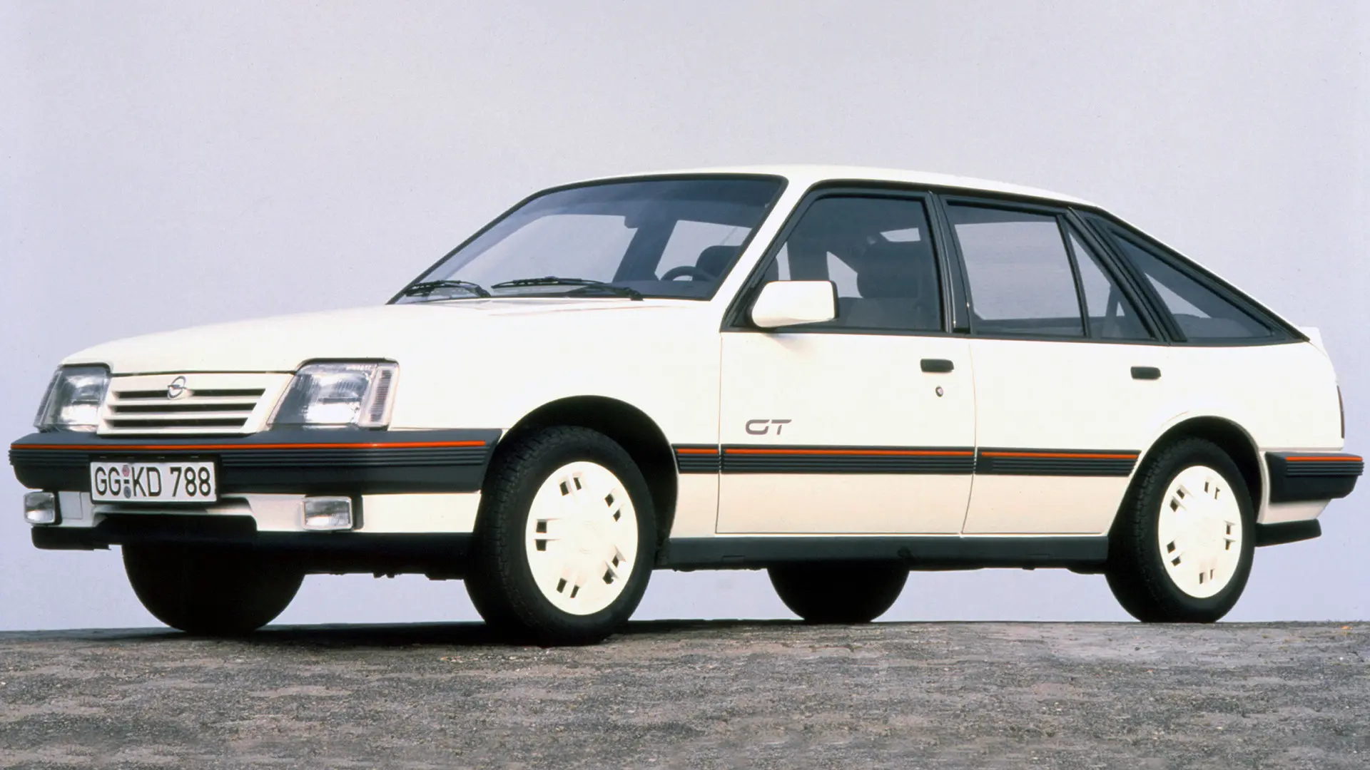Opel Ascona Ascona 2.0 GT 3