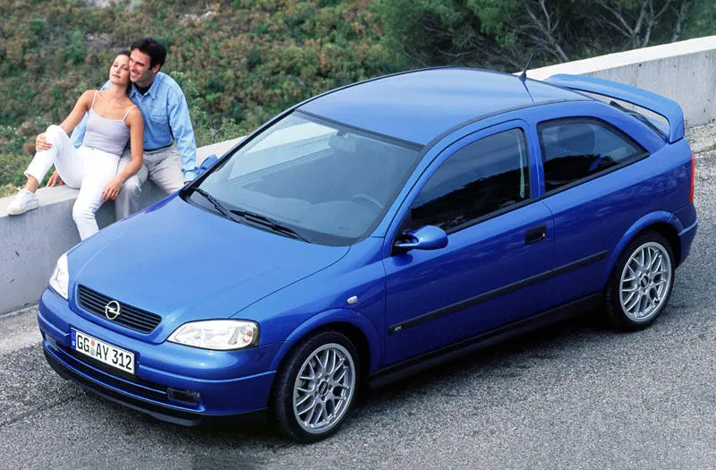 Opel Astra Astra 1.2 16V 5