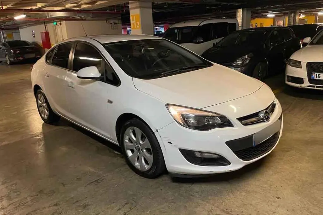 Opel Astra Astra 1.3 CDTI Active 4
