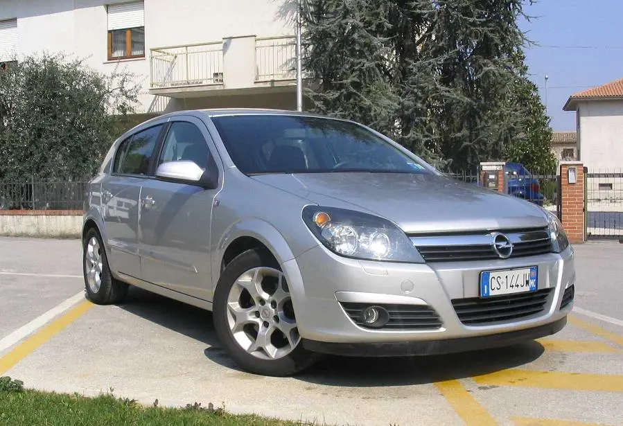 Opel Astra Astra 1.4 Cosmo Easytronic 0