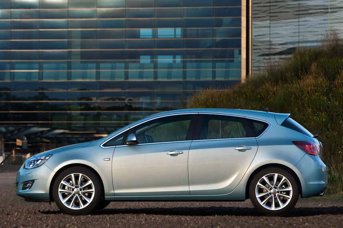 Opel Astra Astra 1.3 CDTI Cosmo 3