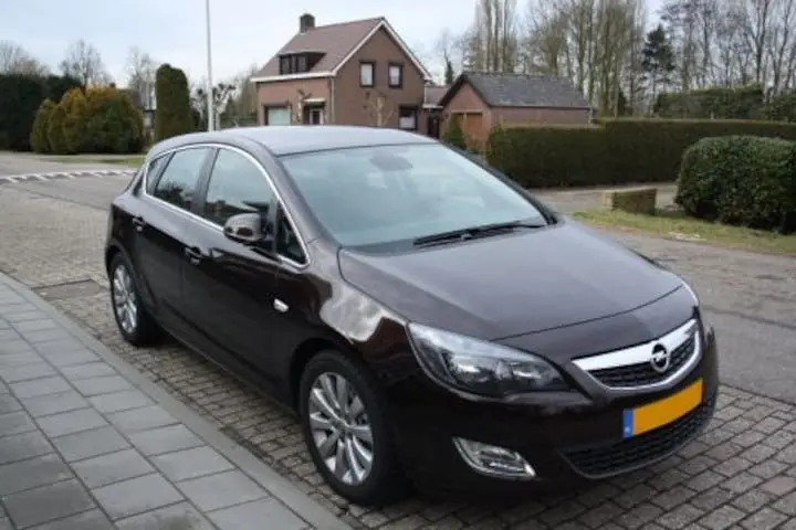 Opel Astra Astra 1.3 CDTI Cosmo 6