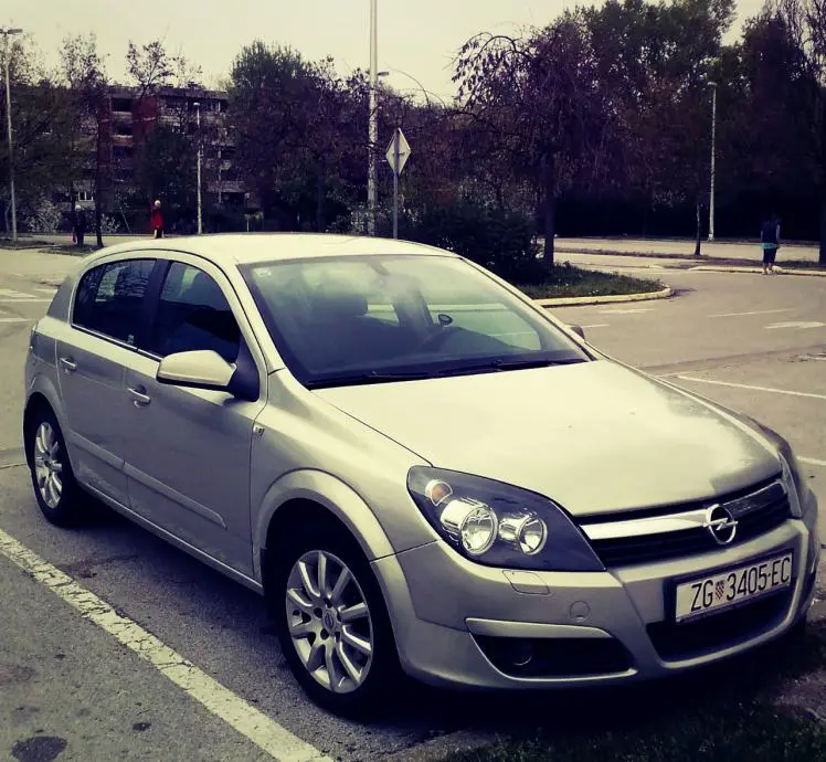Opel Astra Astra 1.3 CDTI Elegance 3