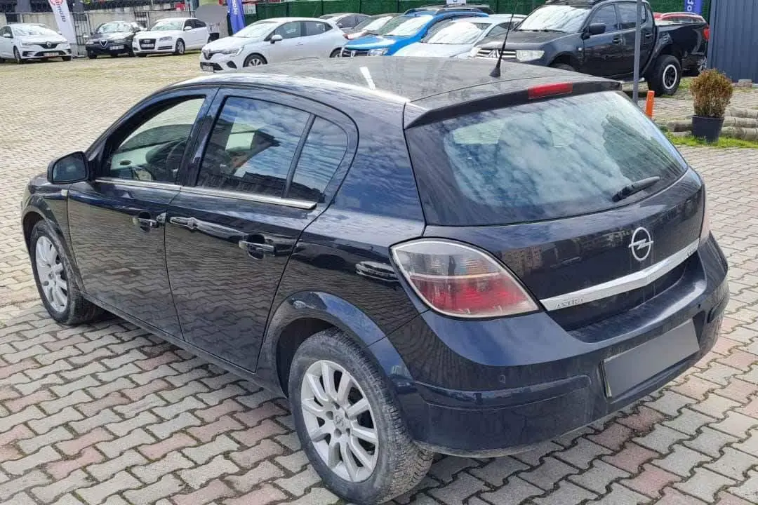 Opel Astra Astra 1.3 CDTI Enjoy 3