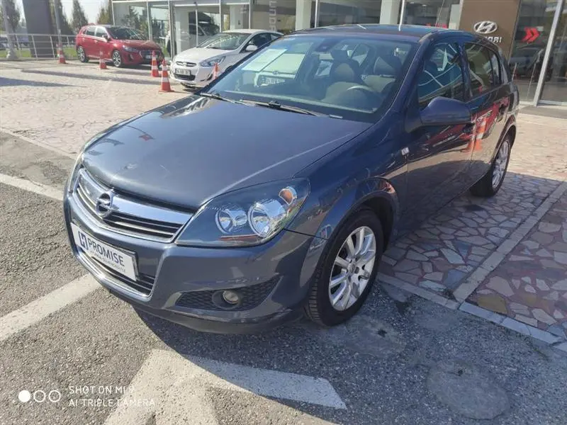 Opel Astra Astra 1.3 CDTI Essentia 2