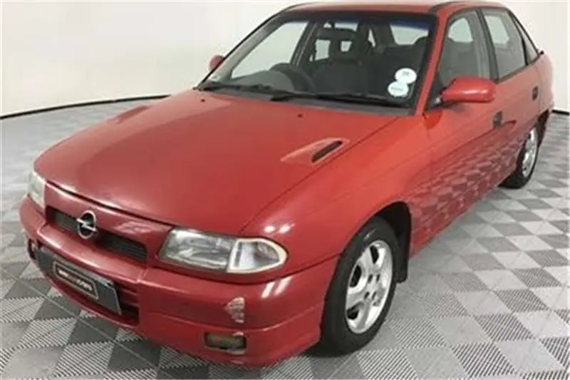 Opel Astra Astra Sedan 1.6 GL 0