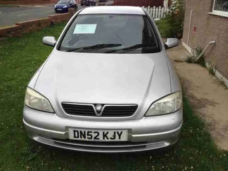 Opel Astra Astra 1.4 16V Start 3