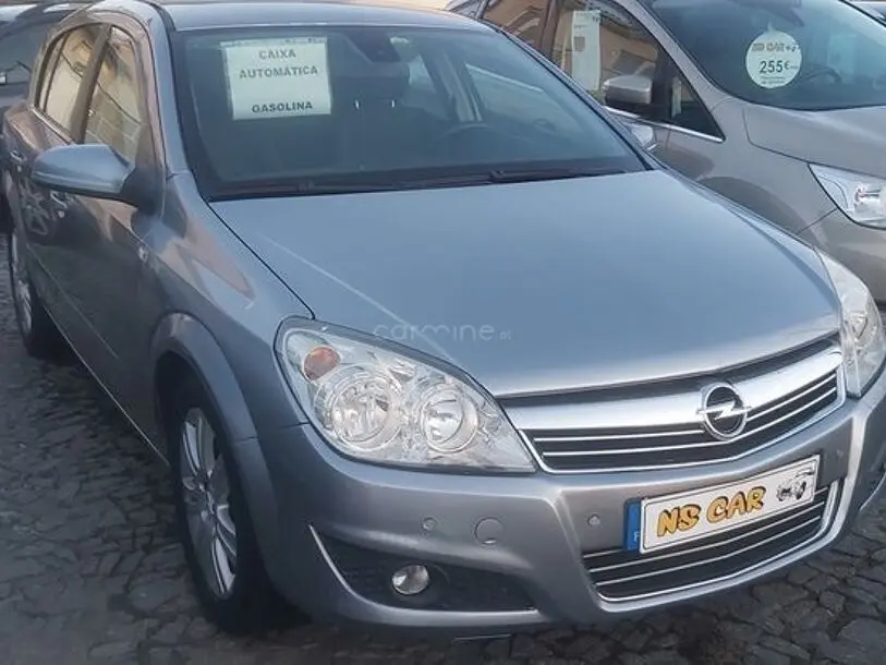 Opel Astra Astra 1.4 Cosmo Easytronic 5