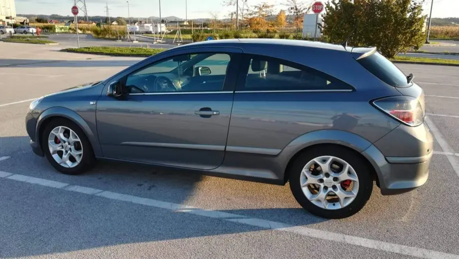 Opel Astra Astra 1.4 Cosmo Easytronic 7