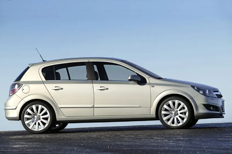 Opel Astra Astra 1.4 Cosmo Easytronic 6