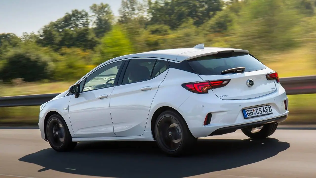 Opel Astra Astra 1.4 Edition 4