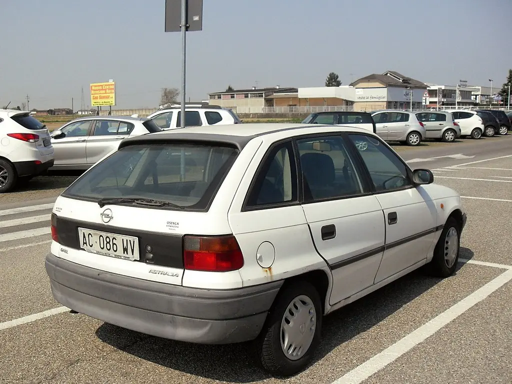 Opel Astra Astra 1.4 GL 2
