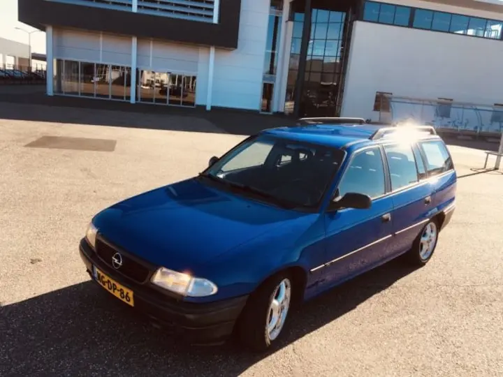 Opel Astra Astra 1.4 GL 5