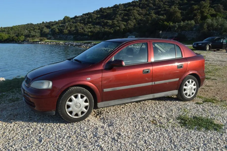 Opel Astra Astra 1.4 GL 1