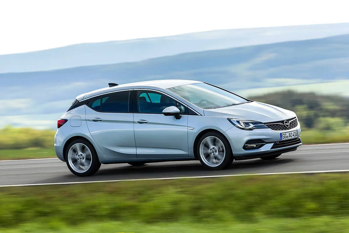 Opel Astra Astra 1.4 Turbo Dynamic 4