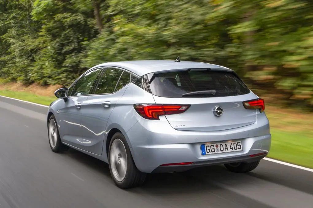 Opel Astra Astra 1.5 D Elegance 1