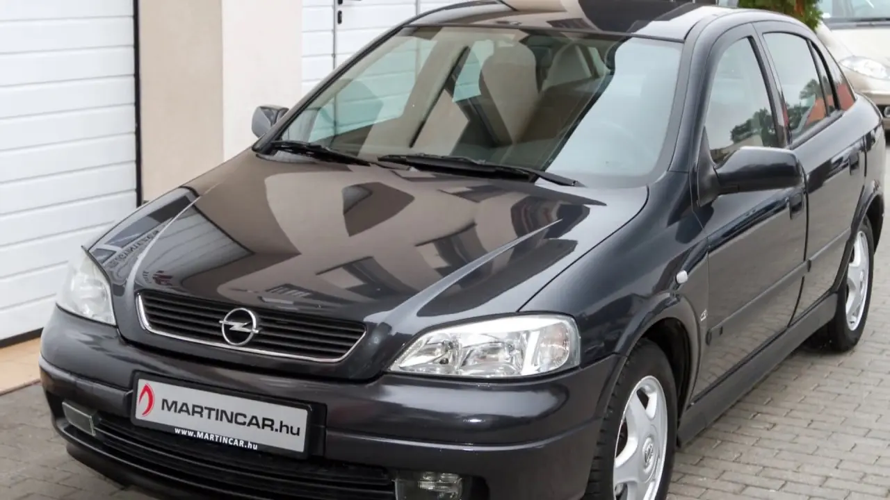 Opel Astra Astra 1.6 16V CDX 5