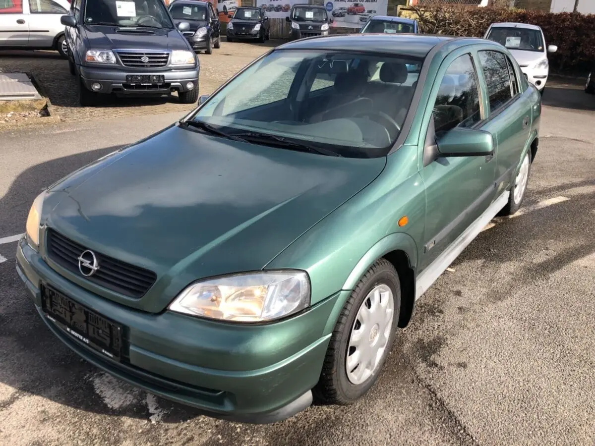 Opel Astra Astra 1.6 16V Club 6