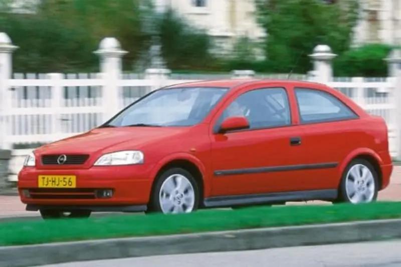 Opel Astra Astra 1.6 16V Club 5