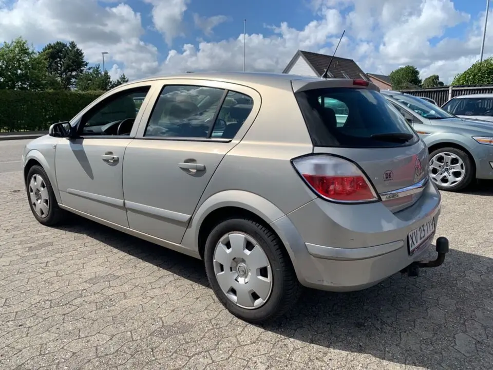 Opel Astra Astra 1.6 16V Comfort 5