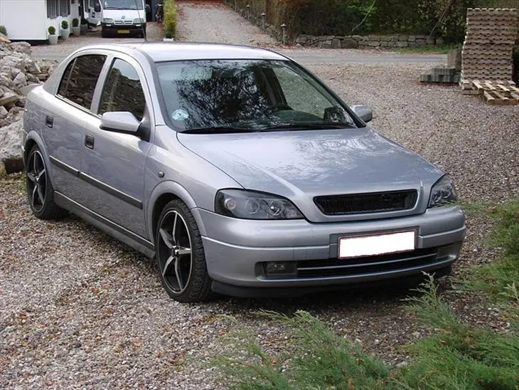 Opel Astra Astra 1.6 16V Elegance 4