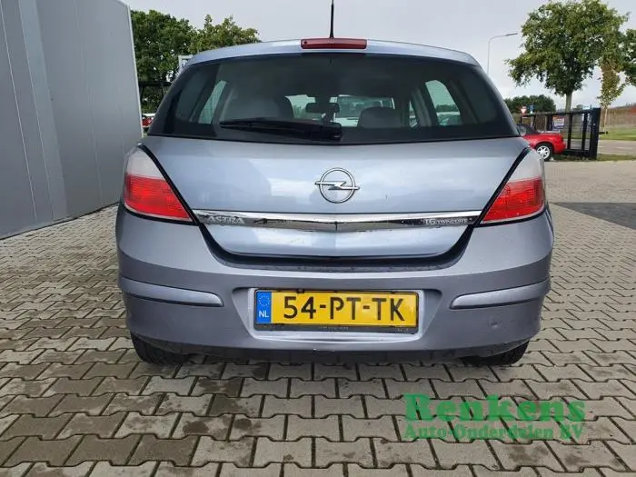 Opel Astra Astra 1.6 16V Twinport 5