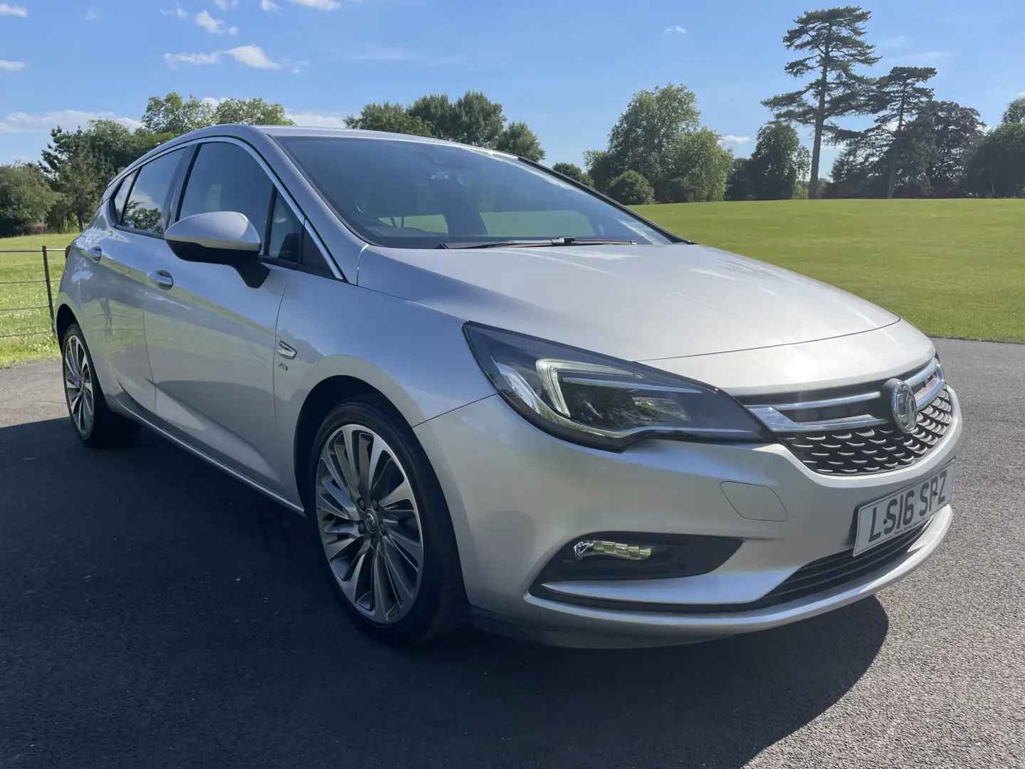 Opel Astra Astra 1.6 CDTI Excellence 4