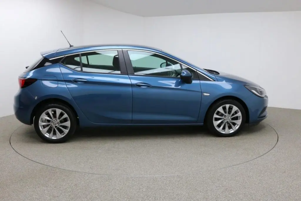 Opel Astra Astra 1.6 CDTI Design 5