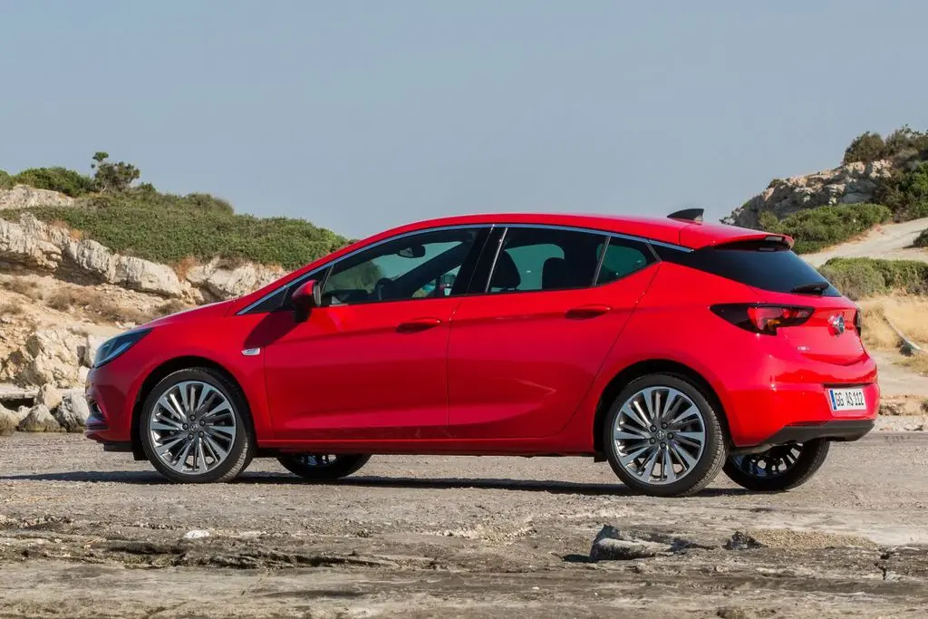 Opel Astra Astra 1.6 CDTI Elite 5