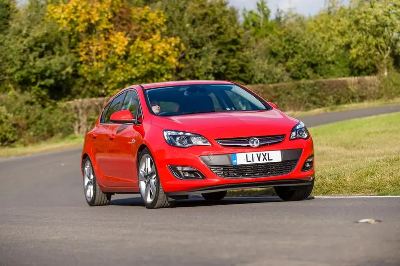 Opel Astra Astra 1.6 CDTI Excellence 6