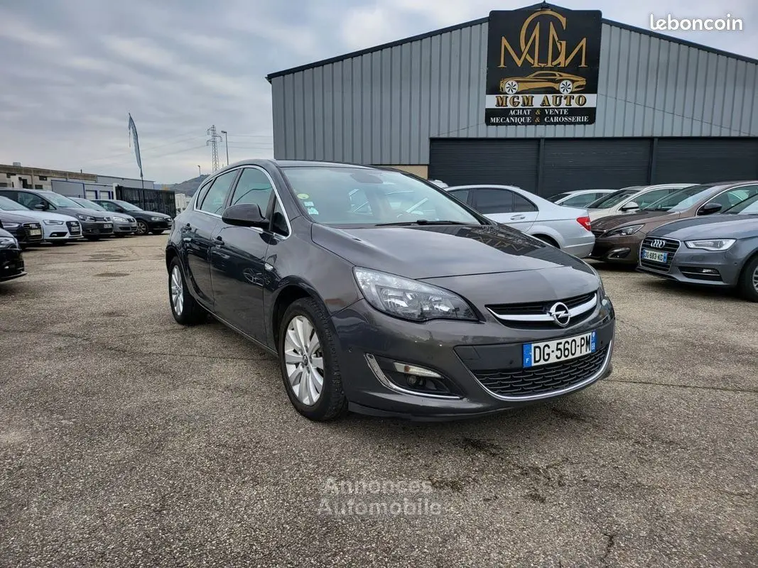 Opel Astra Astra 1.6 CDTI Start&Stop Cosmo 1