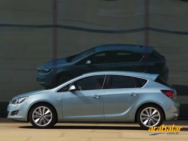 Opel Astra Astra 1.6 Cosmo 3