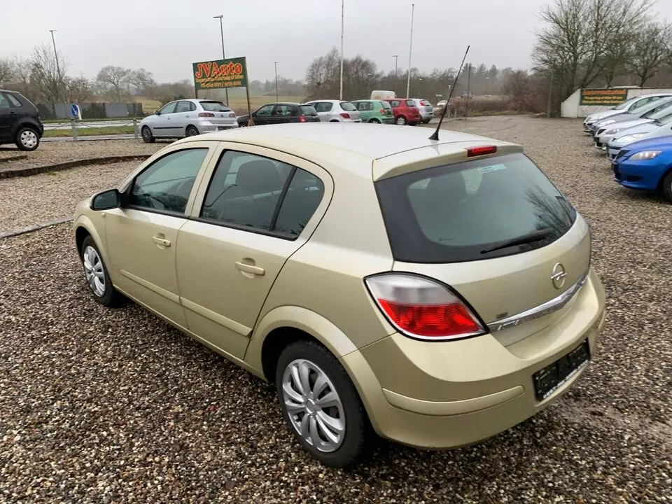 Opel Astra Astra 1.6 Enjoy 5