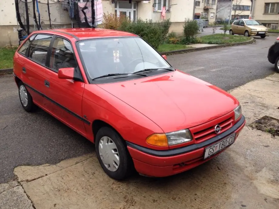 Opel Astra Astra 1.6 GL 0