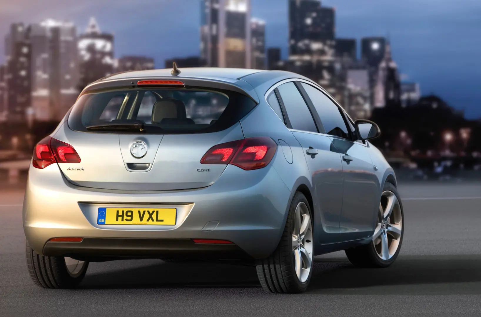 Opel Astra Astra 1.6 Sport 7